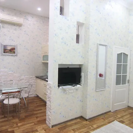 On Preobrajenskaya 24 Hotel apartamentowy Odessa