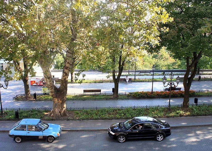 On Preobrajenskaya 24 Hotel apartamentowy 4*