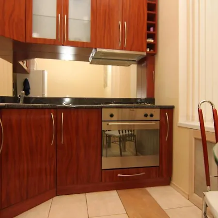 On Preobrajenskaya 24 4*