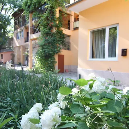 Aparthotel On Preobrajenskaya 24