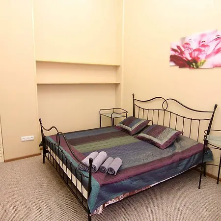 Aparthotel On Preobrajenskaya 24