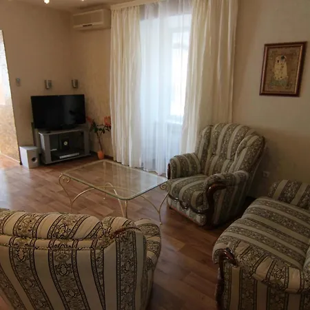 On Preobrajenskaya 24 3*